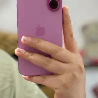 آیفون۱۶نرمال صورتی