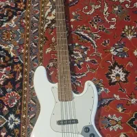 bass fender
