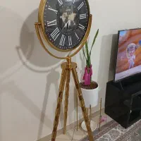 ساعت سه پایه