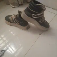 کفش نیم  بوت در حد   نو