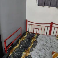 تخت دوطبقه فلزی