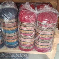 تولیدی پشتی و بالش جاجیمی|مبلمان خانگی و میز عسلی|رشت, گلسار|دیوار