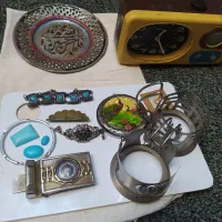 مجموعه وسایل عتیقه کلش باهم یک و نیم رادیو