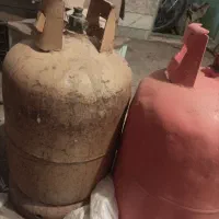 دو عدد کپسول گاز پر گاز