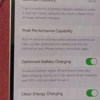 آیفون۱۳ نرمال مثل خشک باطری۹۸ باگارانتی