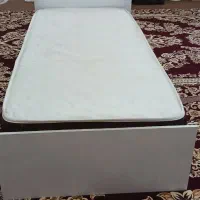 تخت تک نفره با تشک رویال