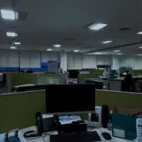 جذب محدود کارمند پشتیبان