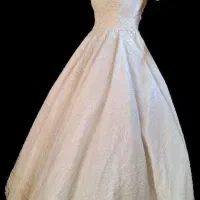 لباس عروس فری سایز کرایه یا فروش