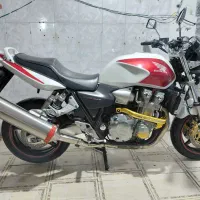 cb1300
