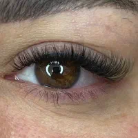 آموزش کاشت و اکستنشن مژه، لیفت مژه و ابرو|خدمات آرایشگری و زیبایی|اصفهان, همدانیان|دیوار