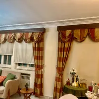 پرده پذیرایی با کتیبه و چوب پرده|پرده، رانر، رومیزی|تهران, جردن|دیوار