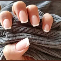 خدمات کاشت ناخن،مژه، اکستنشن مو، لیفت،موخوره گیری