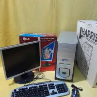 یک دستگاه کامپیوتر با لوازم کامل (نو) +لوازم جانبی