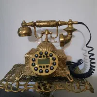 تلفن برنزی با پایه فرشته