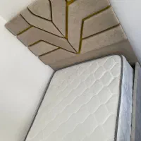 تخت خواب یک نفره