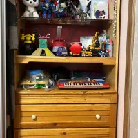 کمد چوبی کاملا سالم و در حد نو