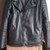 کاپشن ‌ چرم مشکی‌|لباس|هشتگرد, مدرس|دیوار