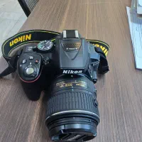 دوربین نیکونd5300 در حد نو
