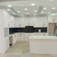 160متر/3خوابه/ نـوسـاز /فـول امکـانات/ دسترسی عالی