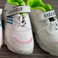 کفش راحتی برای مدرسه