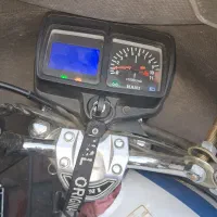 موتورسیکلت هندا۲۰۰
