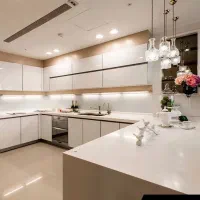 کابینت هایگلاس به قیمت مات معمولی