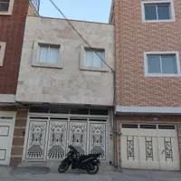 آپارتمان طبقه همکف در نبوی منش