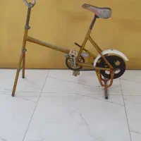 دوچرخه ورزشی ثابت قدیمی