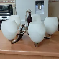 لوستر پنج شاخه بدنه چوب|لوستر و چراغ آویز|شاهین‌شهر, شهرک گلدیس|دیوار