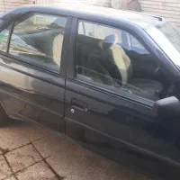 پژو 405 GLX بنزینی، مدل ۱۳۸۲