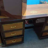 کنسول و آیینه