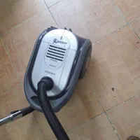 جاربرقی سامسونگ ۱۸۰۰|جاروبرقی، جارو شارژی، بخارشو|رشت, عینک|دیوار