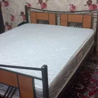 خوشخواب طبی در حد نو همراه با تخت ۲نفره|تخت و سرویس خواب|قوچان, |دیوار