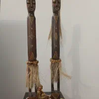 مجسمه تمام چوب قدیمی