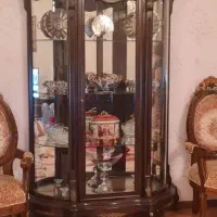 بوفه چوبی با شیشه خم