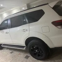 ماشین نیسان ترا سفید ۲۰۲۵مدل ۱۴۰۴