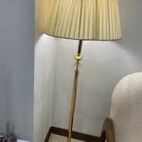 آباژور کنار سالنی