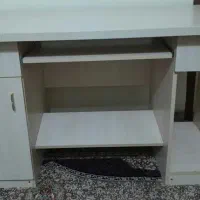 میز چوبی کامپیوتر