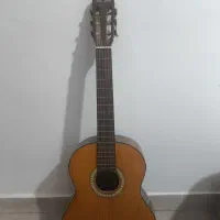 گیتار در حد نو