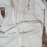 لباس کاراته سایز مدیوم تمیز ۱۵۰ هزار تومان