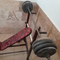 میز بدنسازی و دمبل باشگاهی
