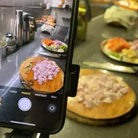 ادمین و عکاس اینستاگرام