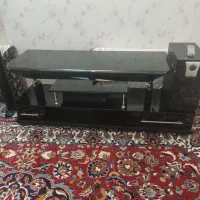میز تلوزیون نو و‌کاملا سالم وشیک