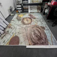 طراحی چاپ ونصب اختصاصی استیکر مش پوستروکاغذ دیواری|خدمات پیشه و مهارت|شیراز, شهرک والفجر|دیوار