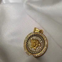 مدال ورساچه طرح طلا