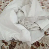 زیر پرده سفید