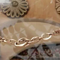 دستبند طلا.حدودا ۱۰ گرم
