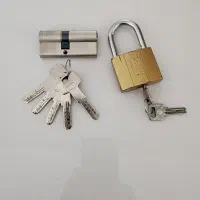 قفل و مغزی درب