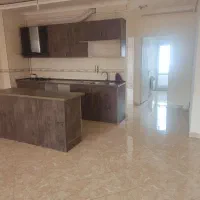 فروش آپارتمان دوخوابه داخل شهر دوطرفه راه داره