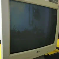 مانیتور قدیمی سالم